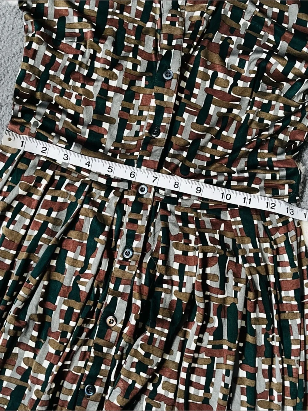 S SUNG Silk Button-Front Geometric Print Dress in Brown, Green & White Medium - Picture 15 of 16